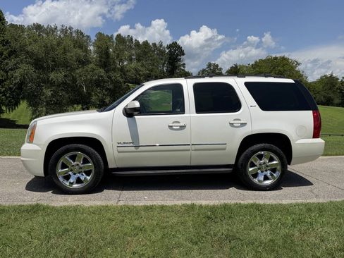 Used 2011 GMC Yukon SLT RWD image 5