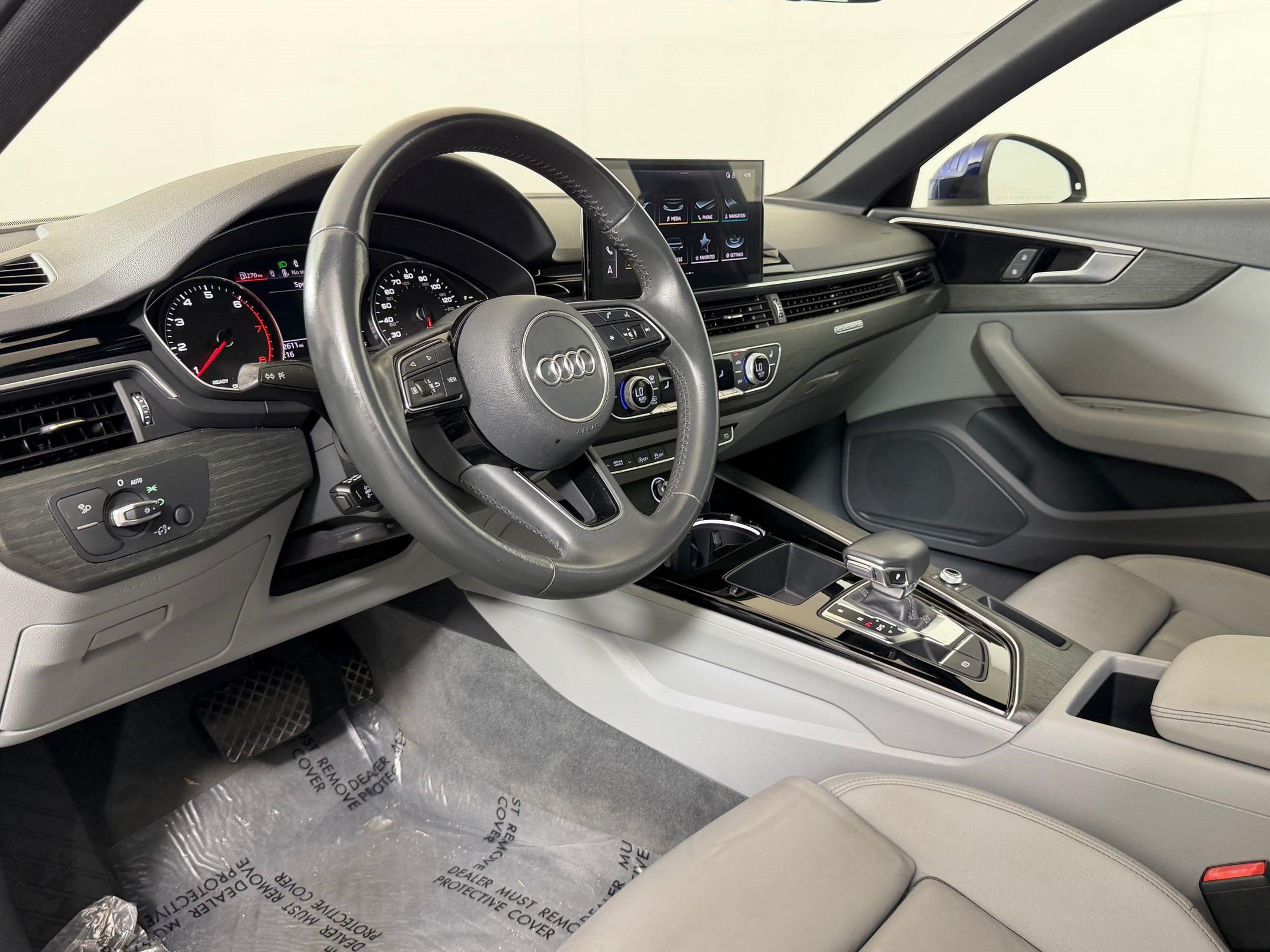 Used 2020 Audi A4 2.0T Premium w/ Convenience Package AWD/4WD image 4