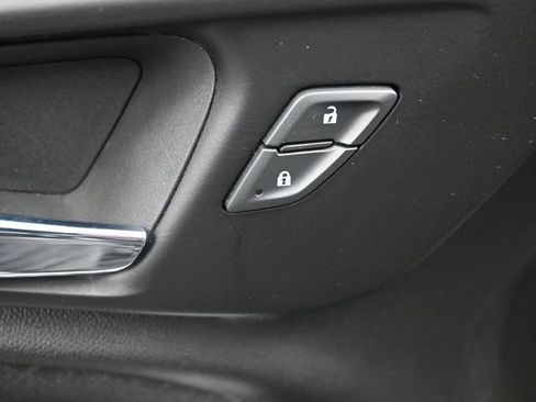 Used 2023 Chevrolet Malibu LT image 9