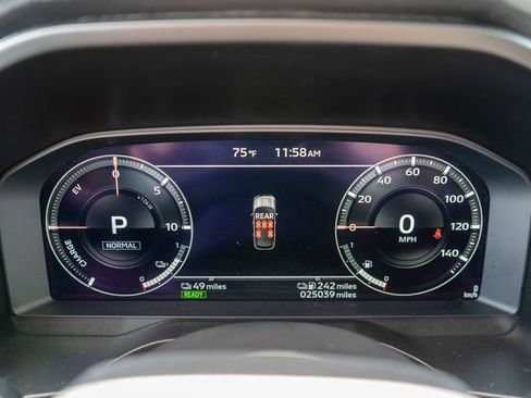 Used 2023 Mitsubishi Outlander SEL AWD/4WD image 26