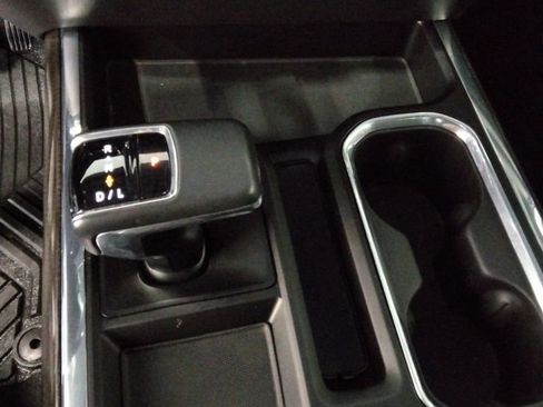 Used 2023 Chevrolet Silverado 1500 RST w/ Z71 Off-Road Package image 17