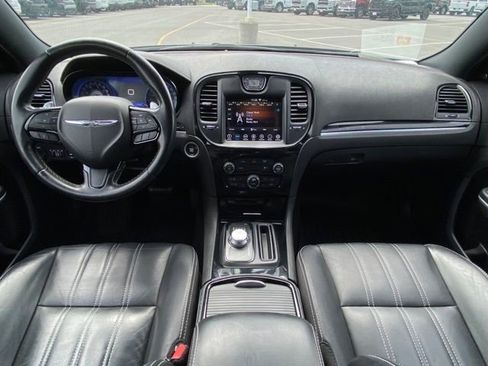 Used 2019 Chrysler 300 S RWD image 24