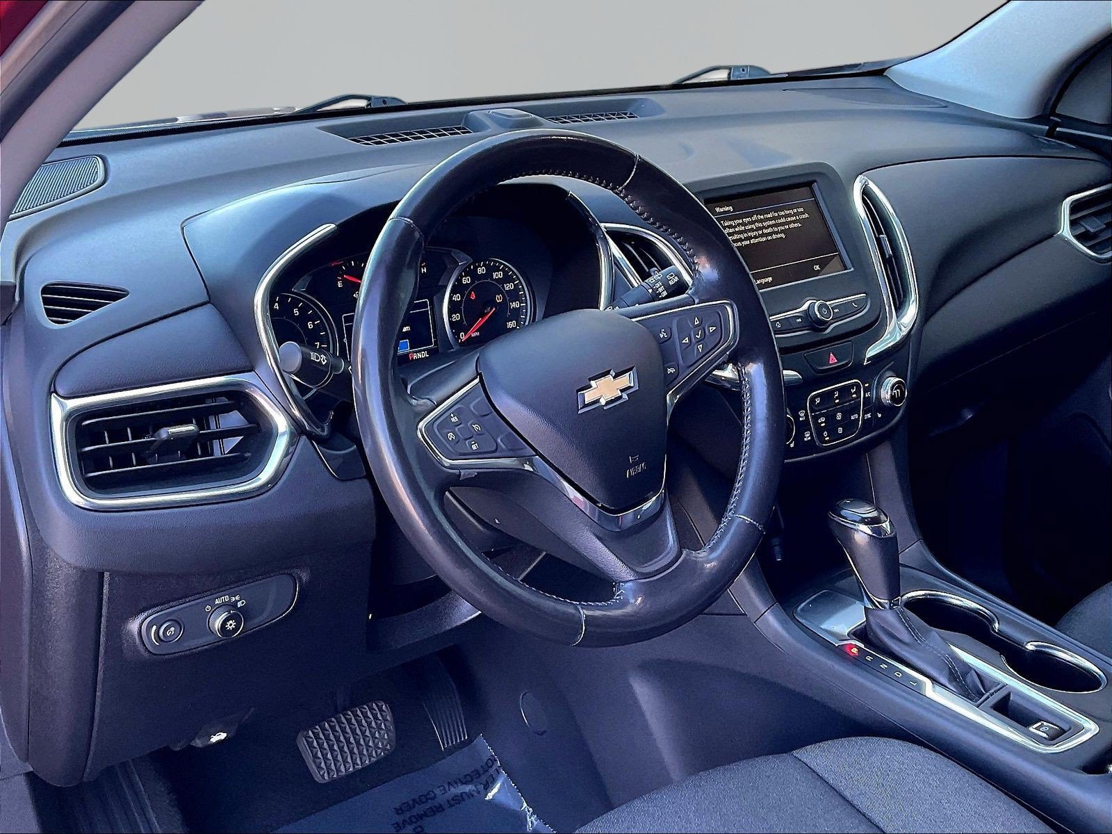 Used 2019 Chevrolet Equinox LT FWD image 16