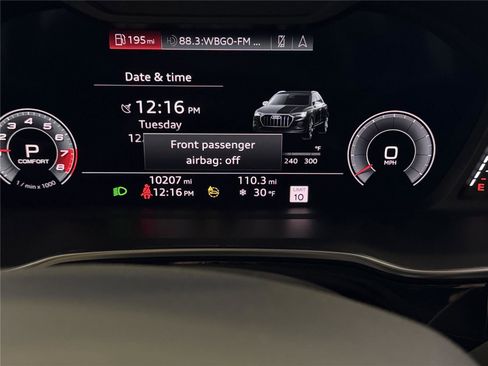 Used 2024 Audi Q3 2.0T Premium Plus image 22