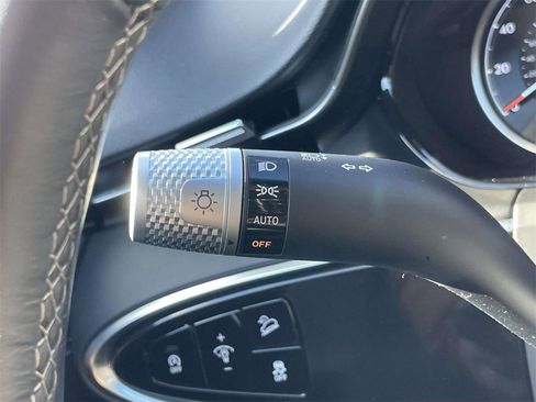 Certified 2025 Genesis GV70 2.5T image 20