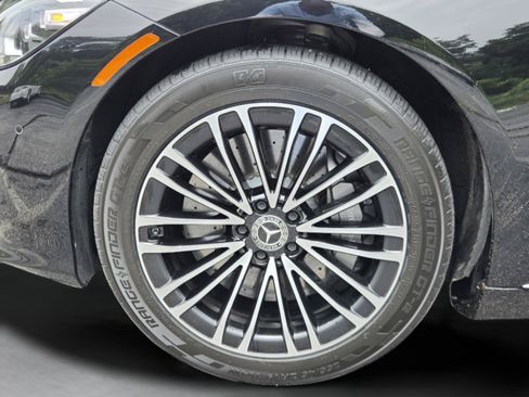 Used 2024 Mercedes-Benz S 580 4MATIC Sedan image 33
