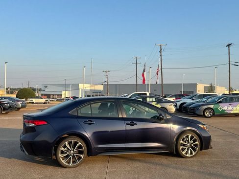 Used 2021 Toyota Corolla SE FWD image 25