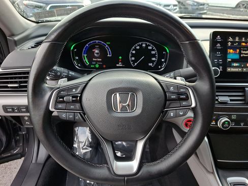 Used 2018 Honda Accord Touring image 20