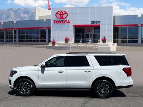 Used 2024 Ford Expedition Max XLT AWD/4WD image 6