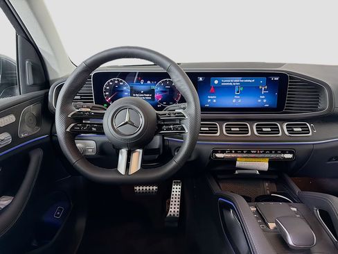 New 2026 Mercedes-Benz GLS 450 4MATIC image 26