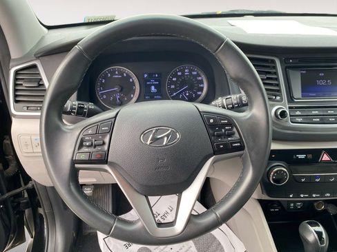 Used 2017 Hyundai Tucson Sport image 17