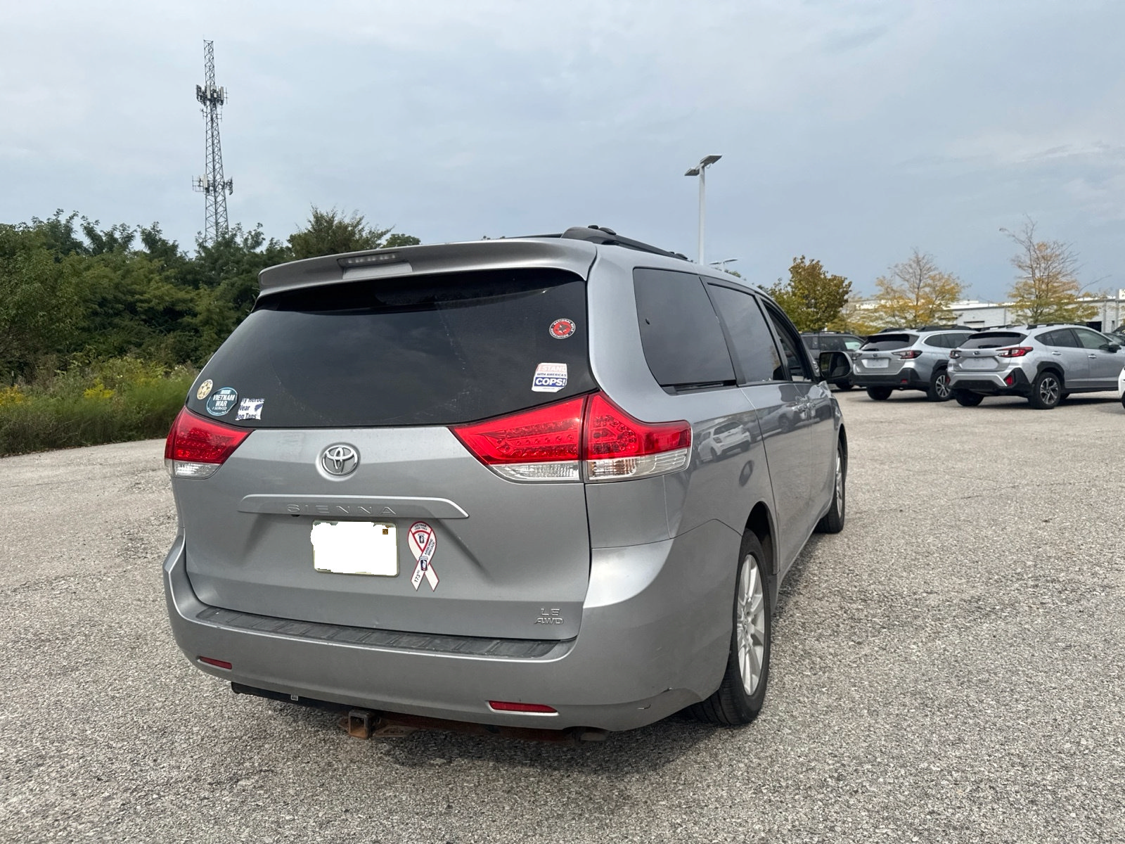 Used 2012 Toyota Sienna LE w/ Towing Pkg AWD/4WD image 21