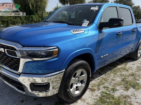 Used 2025 RAM 1500 Big Horn AWD/4WD image 1