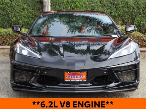 Used 2022 Chevrolet Corvette Stingray Premium Cpe w/ Z51 Performance Package RWD image 3