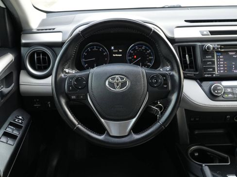 Used 2016 Toyota RAV4 XLE image 19