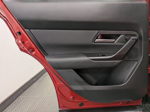 Certified 2025 MAZDA CX-50 AWD 2.5 S w/ Weather Package image 22