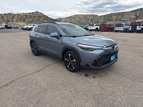 Used 2024 Toyota Corolla Cross XSE w/ Convenience Package AWD/4WD image 3