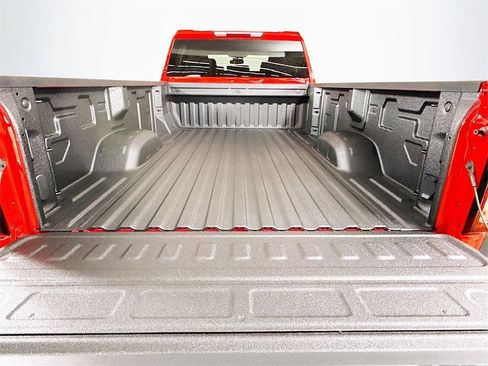 New 2025 GMC Sierra 2500 Pro w/ Convenience Package image 17