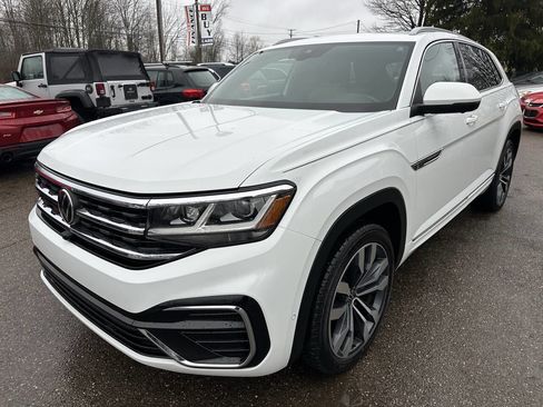 Used 2020 Volkswagen Atlas Cross Sport SEL Premium R-Line image 2