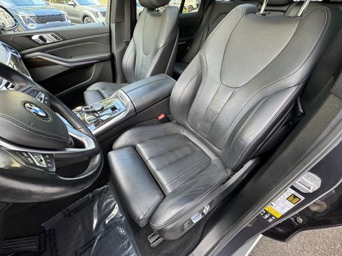 Used 2019 BMW X5 xDrive40i w/ Premium Package 2 image 19