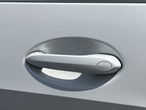 Used 2024 BMW X5 sDrive40i w/ Premium Package image 30