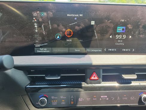 Used 2022 Kia EV6 GT-Line w/ GT-Line Suede Seat Package AWD/4WD image 27