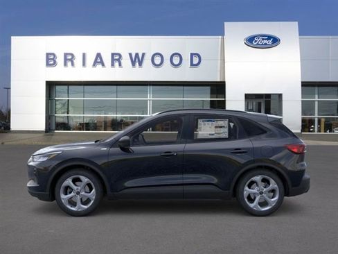Used 2026 Ford Escape ST-Line w/ Tech Pack #1 AWD/4WD image 3