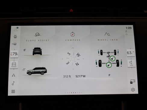 Used 2025 Land Rover Range Rover SE image 27