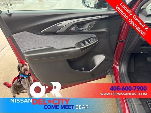 Used 2023 Chevrolet TrailBlazer LT FWD image 14