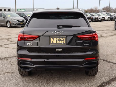 Used 2019 Audi Q3 2.0T Premium w/ Convenience Package image 5