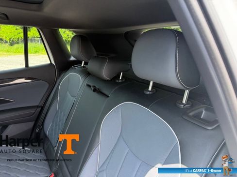 Used 2025 Volkswagen Tiguan SEL R-Line AWD/4WD image 9
