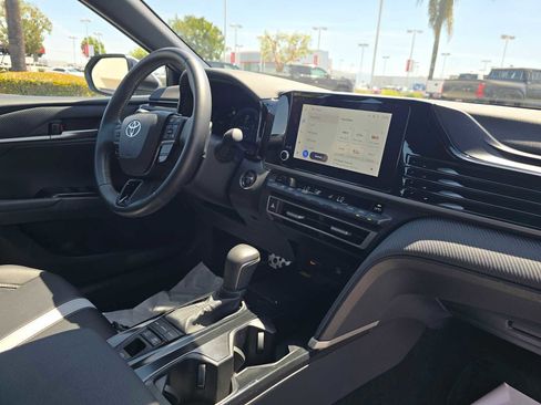 Certified 2025 Toyota Camry SE FWD image 11