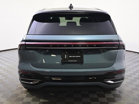 New 2026 Lincoln Nautilus Reserve image 5