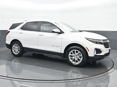 Used 2022 Chevrolet Equinox LT image 8