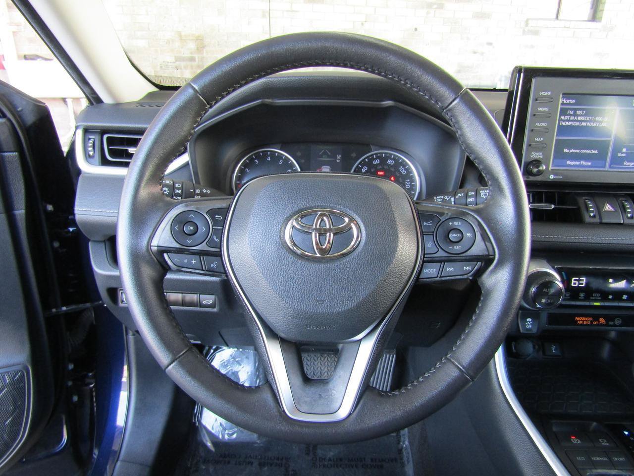 Used 2021 Toyota RAV4 XLE Premium FWD image 14