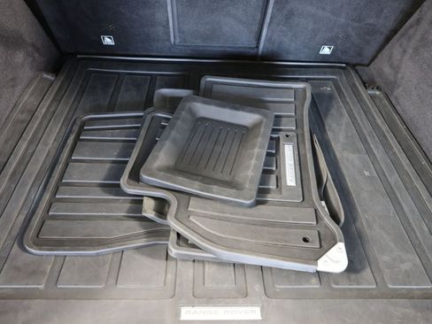 Used 2019 Land Rover Range Rover Sport Supercharged AWD/4WD image 32