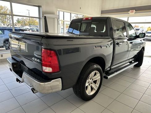 Used 2017 RAM 1500 Classic SLT w/ SLT Plus D←cor Group image 4