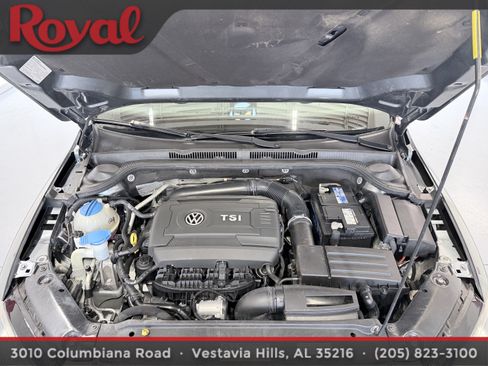 Used 2017 Volkswagen Jetta SEL FWD image 7