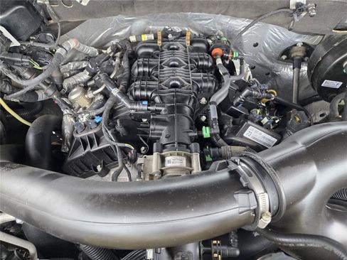 Certified 2021 Ford Expedition XLT RWD image 31