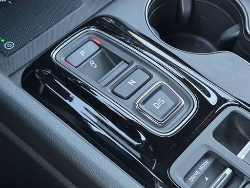 Certified 2025 Honda Pilot TrailSport image 31