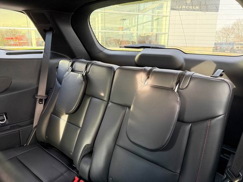 Used 2021 Ford F350 Lariat w/ Chrome Package image 14