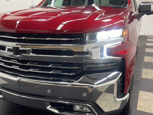 Used 2022 Chevrolet Silverado 1500 LTZ w/ LTZ Premium Package AWD/4WD image 27