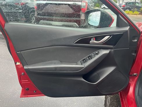 Used 2015 MAZDA MAZDA3 i Sport FWD image 9