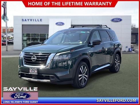 Used 2023 Nissan Pathfinder Platinum AWD/4WD image 1