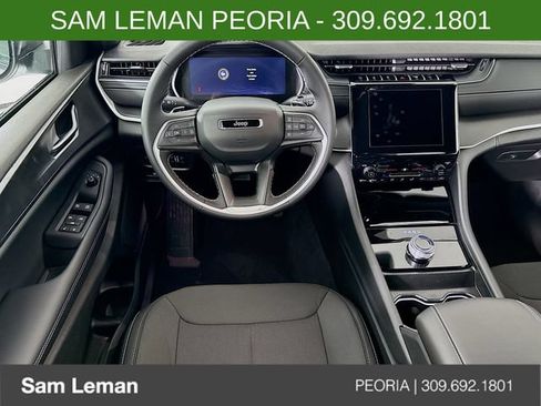 New 2025 Jeep Grand Cherokee Laredo AWD/4WD image 20