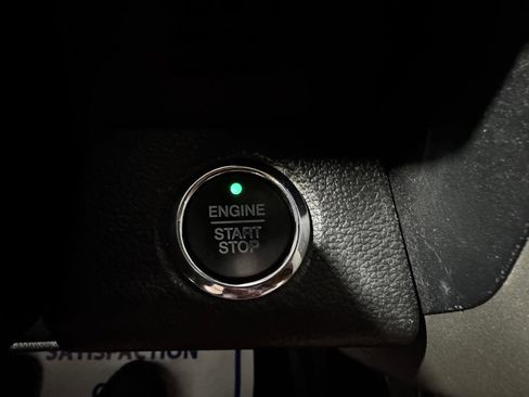 Used 2019 Ford F150 Lariat w/ Equipment Group 502A Luxury AWD/4WD image 43