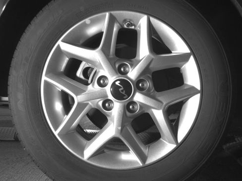 Used 2025 Kia Soul LX w/ LX Technology Package FWD image 15