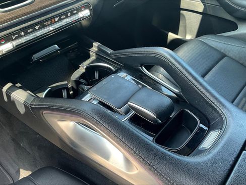 Used 2020 Mercedes-Benz GLE 350 w/ Premium Package image 15