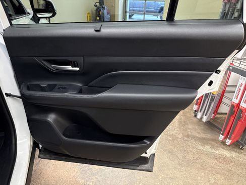 Certified 2024 Toyota Grand Highlander XLE image 20