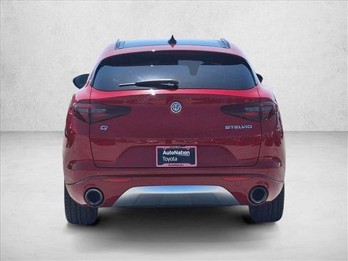 Used 2020 Alfa Romeo Stelvio Ti Sport w/ Quick Order Package 22S Sport AWD/4WD image 6